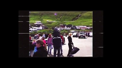 Til lukku við teimum 15 árunum Summar Festivalurin Atlantic Airways hevur stuðlað Summarfestivalinum øll hesi 15 árini, síðani festivalurin sá dagsins lj