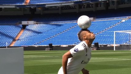 Real Madrid - La présentation du retour de Mariano Diaz