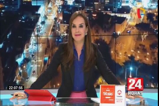 Joven artesano confecciona bolsos con billetes venezolanos