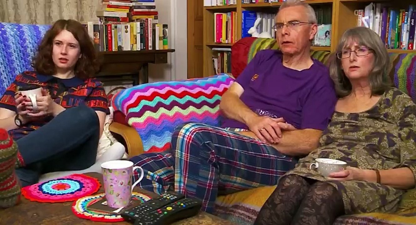 Gogglebox S10 - Ep05  5 HD Watch