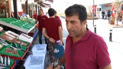 Balık tezgahlarındaki bolluk yüzleri güldürdü