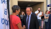 Arrivée de François Hollande dans la librairie