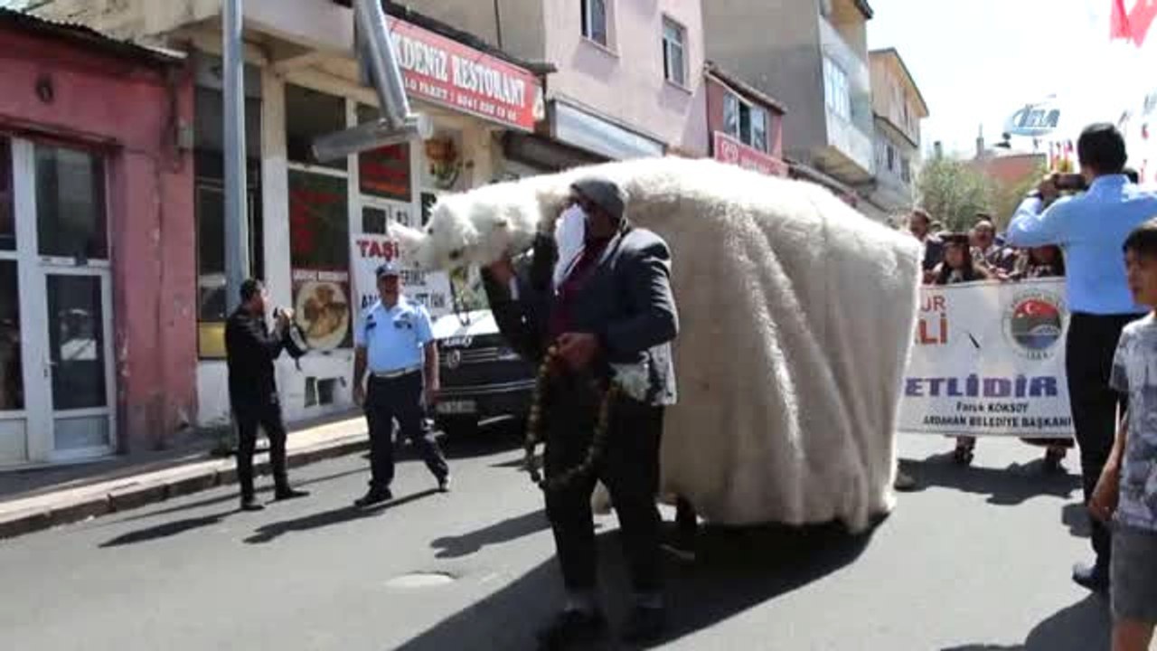 Ardahan 17. Kültür ve Bal Festivali Başladı