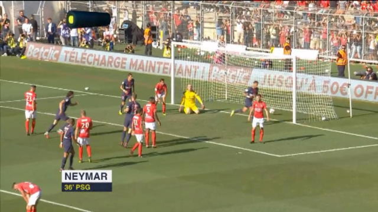 كرة قدم: الدوري الفرنسي: نيم 2-4 باريس سان جيرمان