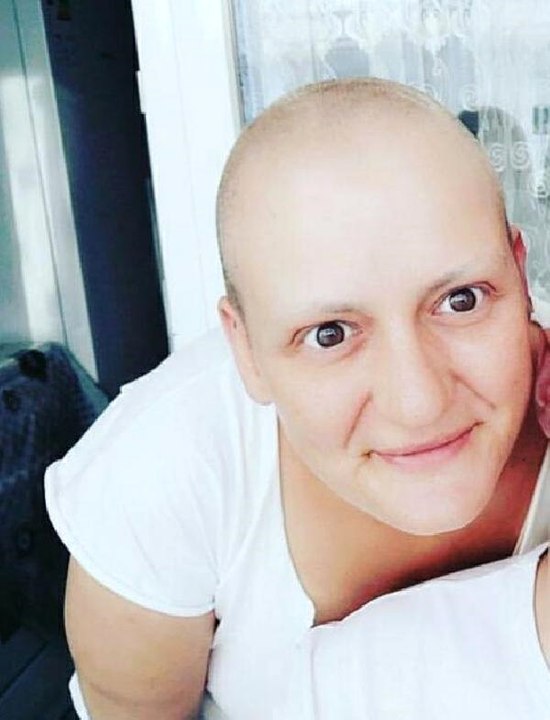 Meme Kanserine Farkındalık İçin Çekilen Kamu Spotunda Rol Alan Tiyatro Oyuncusu, Kanser Oldu