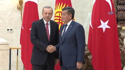 Cumhurbaşkanı Erdoğan, Kırgızistan Cumhurbaşkanı Ceenbeko ile Görüştü