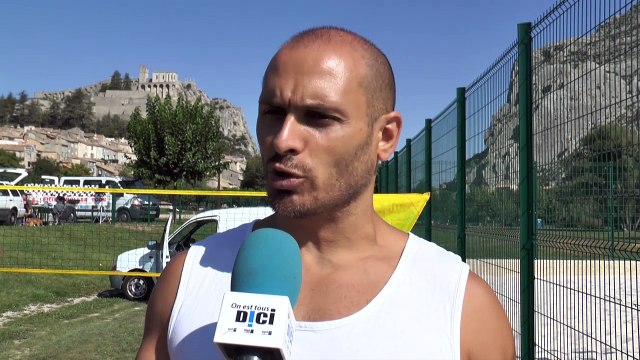 le Sisteron volleyball club a organisé un tournois de beach-volley au plan d’eau