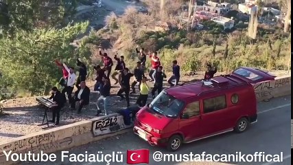 Facia Üçlü En Komik Kolaj