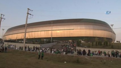 Kocaelispor Yeni Stadında İlk Maçına Çıktı