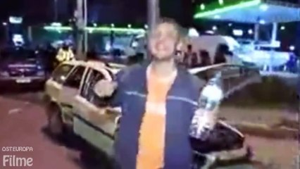 Betrunkener Fahrer Ampel zerstören