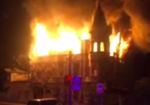 Heritage-Listed Hotel in Woolloongabba Destroyed by Fire