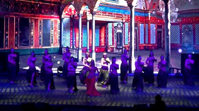 Antalya Valisi Münir Karaloğlu: “An itibari ile 9 milyon 200 bin turist geldi”