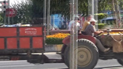 Motosikletleri yük taşımak için kullanıyorlar