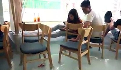 restaurant  étrange et amusant