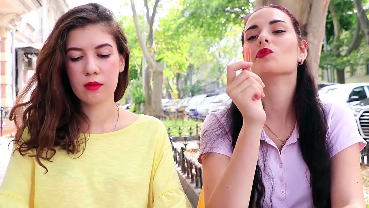 15 BLAGUES A FAIRE EN COURS ! LA GUERRE DES BLA...