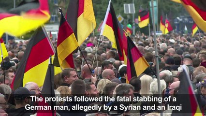 Tensions high after pro and anti-migrant protests in German city