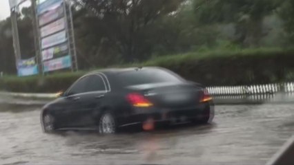 서귀포에 시간당 120mm 폭우...제주 기상관측 최고 / YTN