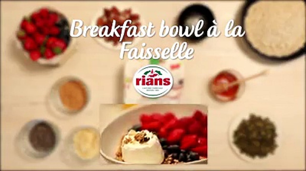 Un petit déjeuner équilibré aussi sain que délicieux avec de la Faisselle Rians, ça vous tente ? La recette du breakfast bowl vous attend ici =>
