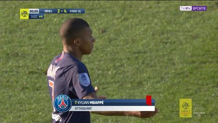 Скачать видео: Mbappé sees red for the first time in French league