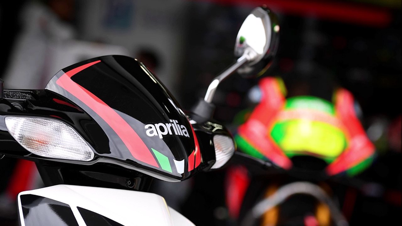 Aprilia SR 150 Sporty Scooter