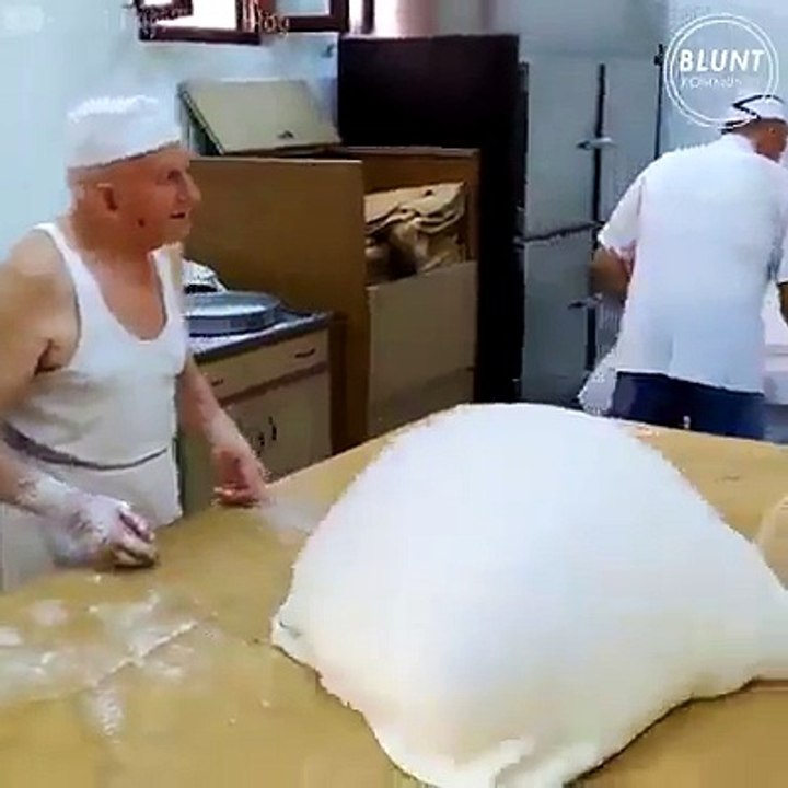 عجوز بارع 