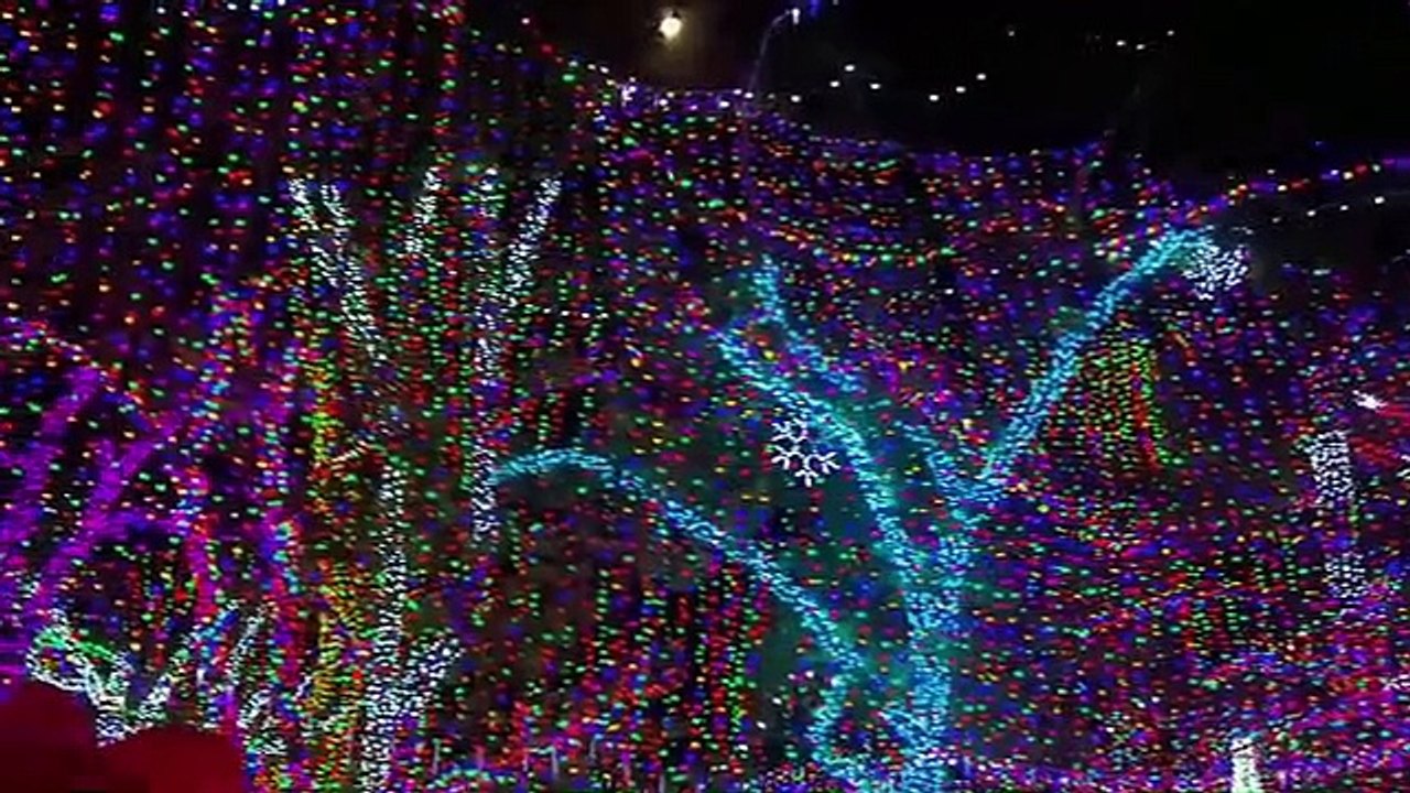The Great Christmas Light Fight S05E02 P2