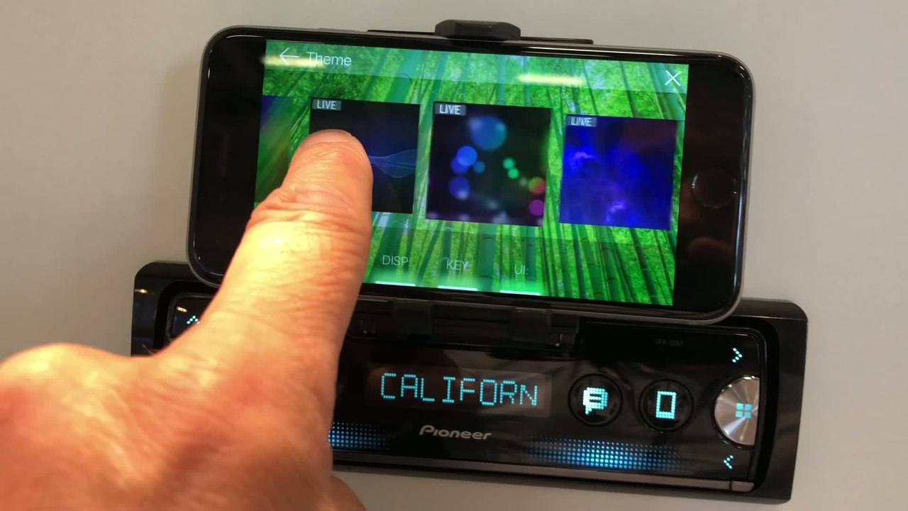 Pioneer SPH-10BT : découverte de l'autoradio connecté à l'IFA 2018