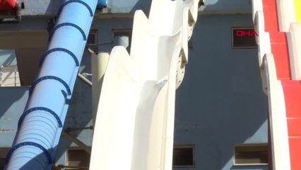 Mardin Ovasındaki Türkiye'nin En Büyük 4'üncü Aqua Parkına Akın Ettiler