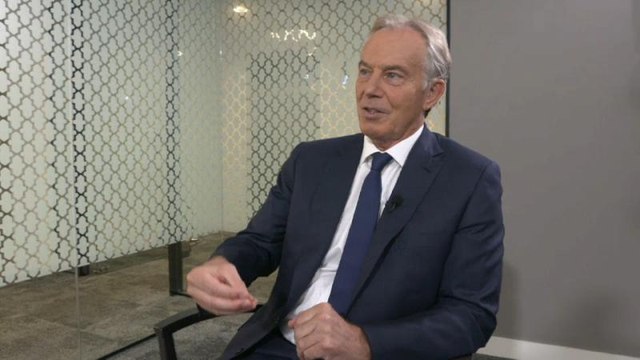 Tony Blair: Mays Brexit-Plan vereint 'schlechteste Seiten beider Welten' (exklusiv auf euronews)