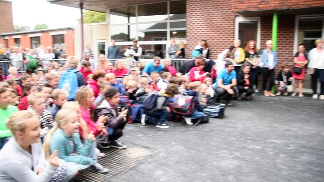 Walcourt: inauguration de l'école des Charmilles avec Marie-Martine Schyns