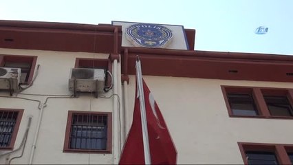 Ev Sahibini Öldürüp Sahilde Gezmeye Gittiler