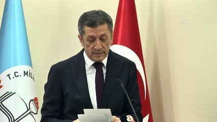 Milli Eğitim Bakanı Selçuk: 'Öğretmenin omuzlarında yükselmeyen bir sistemin tarihte yeri yok' - ANKARA