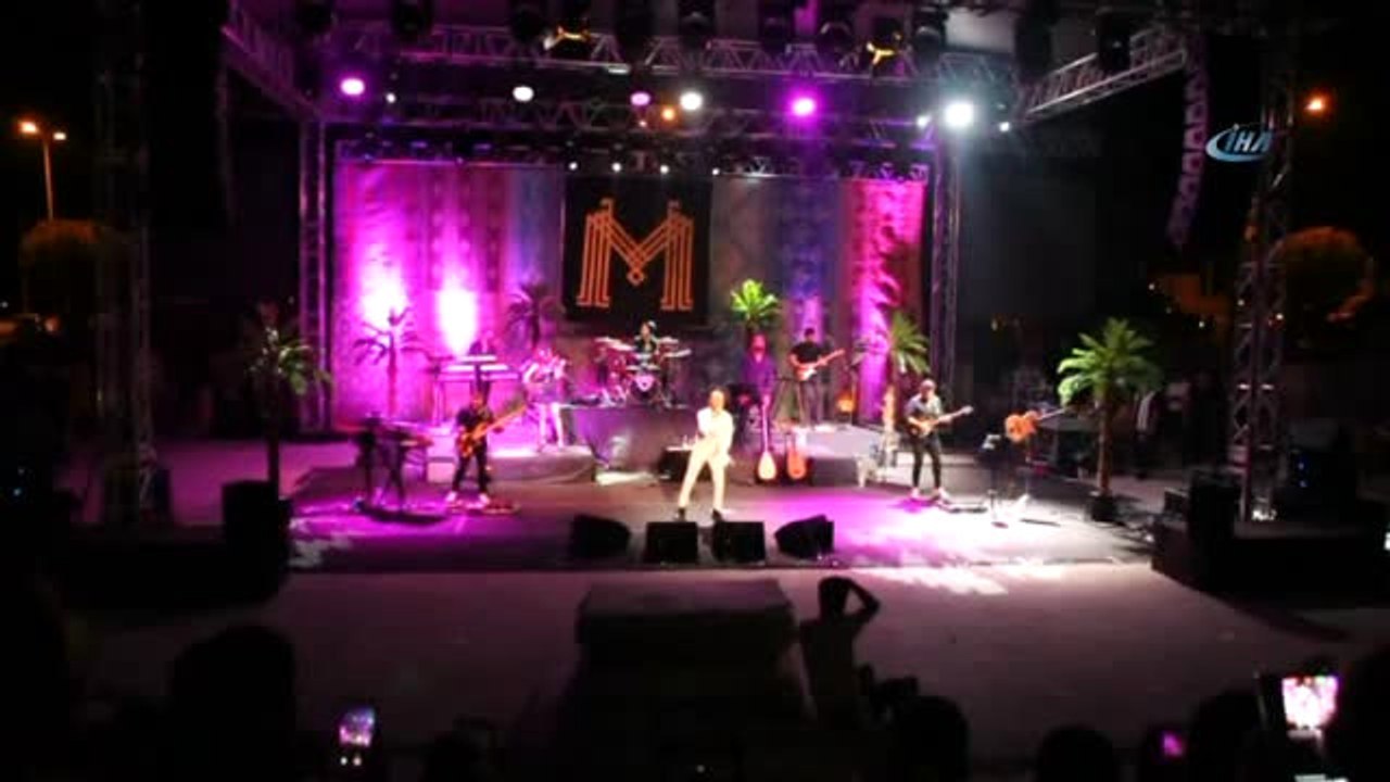 Mabel Matiz Bodrum Antik Tiyatroda Konser Verdi