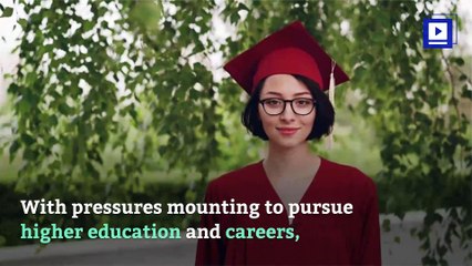 Women Are Now Freezing Their Eggs in Their Mid-20s