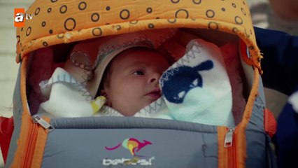 Erkekler, bebek bakıcısı olursa! - Kırgın Çiçekler 56.Bölüm