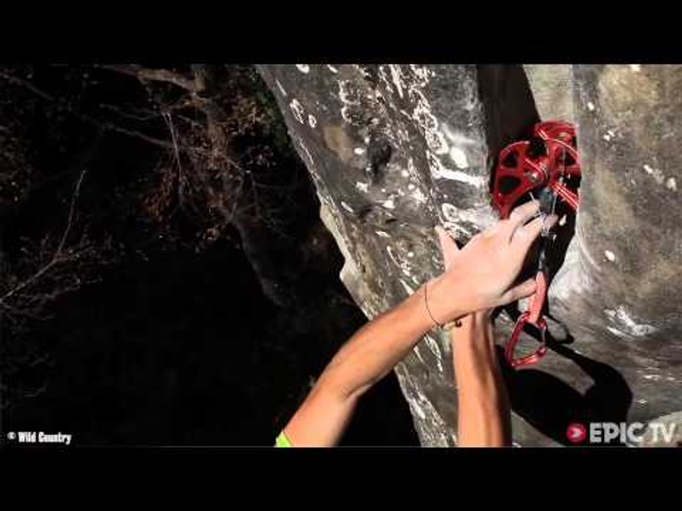 James Pearson Repeats Italian E9 Trad Route "Is Not Always Pasqua" | EpicTV Climbing Daily, Ep. 196