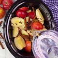 Turn all those fall apples into deliciously perfect SLOW COOKER APPLE CIDER. You can even freeze it for later enjoyment!WRITTEN RECIPE