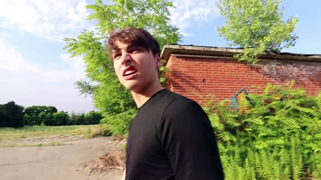 EXPLORING HAUNTED CENTURY MANOR (tunnels)