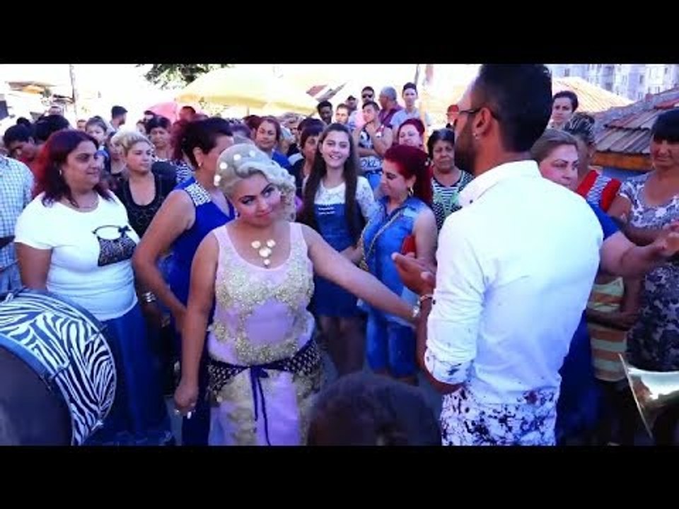 شاهد رقص ايقاع شعبي الدي يبحث عنه الجميع