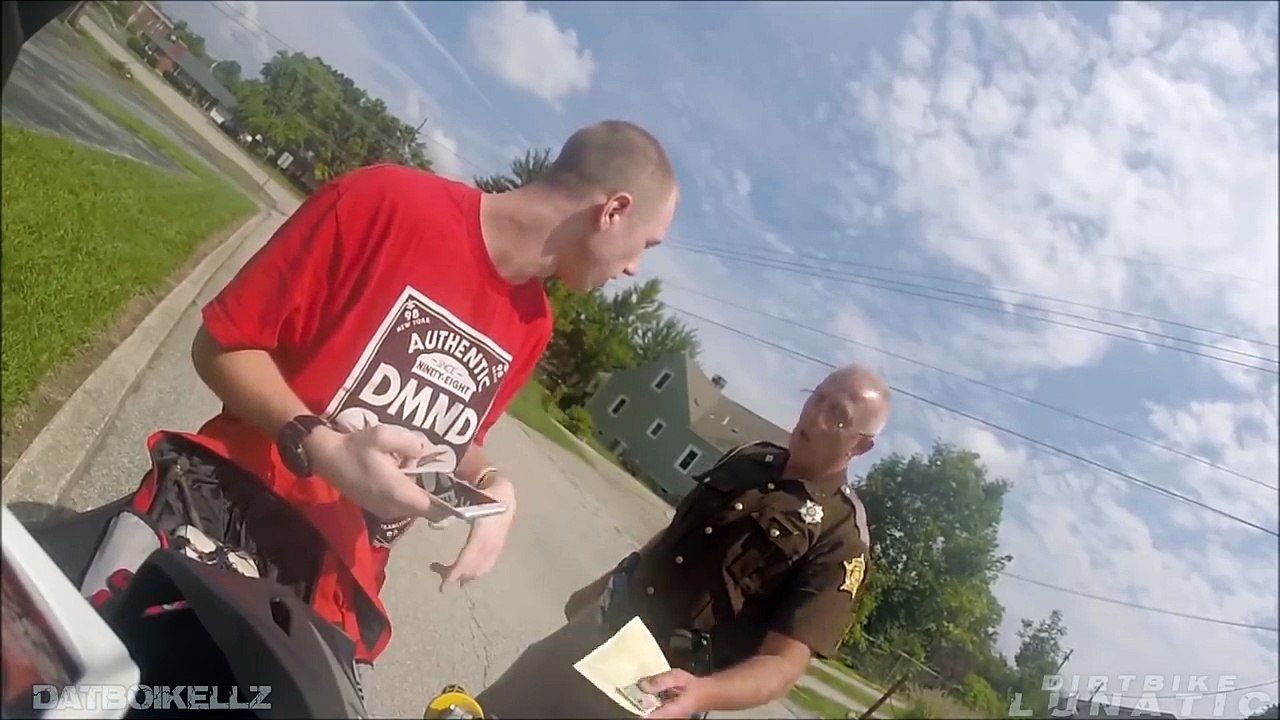 COOL & ANGRY COPS - POLICE vs MOTO - [Episode 73]