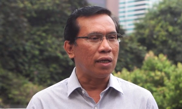 Di Balik Kasus Zumi Zola - AIMAN (4)