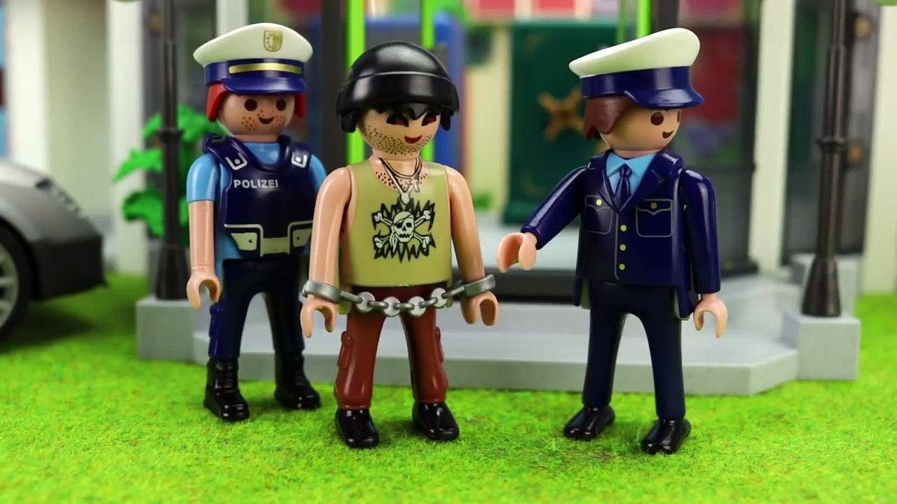 Austausch beim gefangenentransport! playmobil polizei film - karlchen knack #239