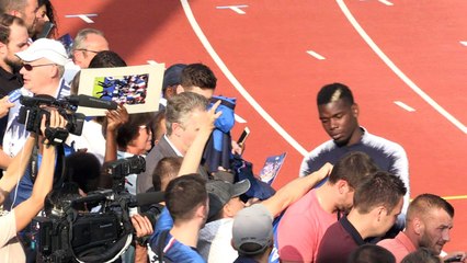 Les Bleus champions du monde de retour à l'entraînement