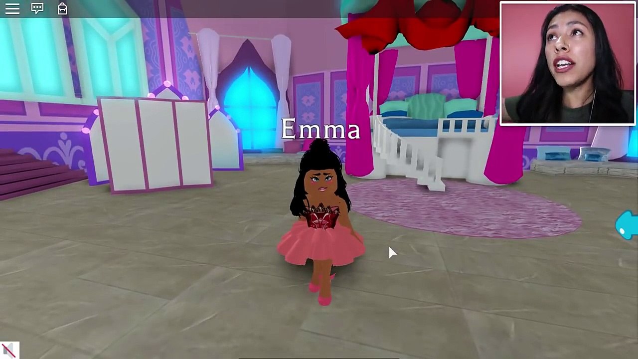 THE BULLY BOUGHT ME THE MOST EXPENSIVE PROM DRESS! - Roblox - Royale High School