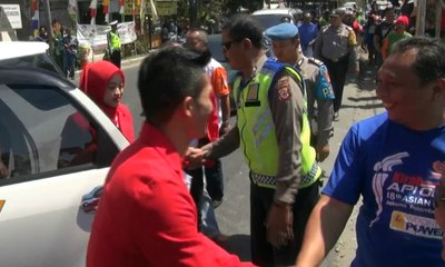 Sambutan Hangat Warga Untuk Para Atlet Asian Games 2018