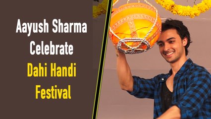 Tải video: Loveratri Actor Aayush Sharma Celebrate Dahi Handi Festival