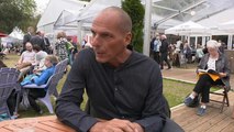 Varoufakis hace un llamamiento a combatir al 