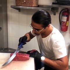 Nusret'ten olay yaratan hareket!