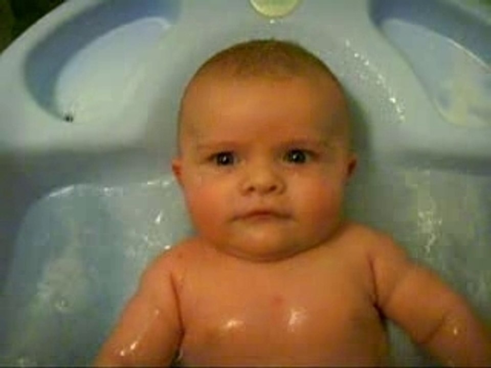 Alan et les joies du bain