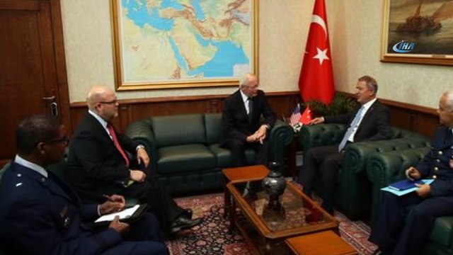Milli Savunma Bakanı Akar, ABD Suriye Özel Temsilcisi James Jeffrey'i kabul etti